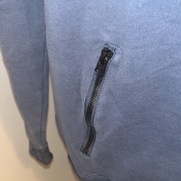 Volcom Navy Paint & Gray Color Block Pullover Hoodie - Men 3/4 snap and zippered - Picture 9 of 12